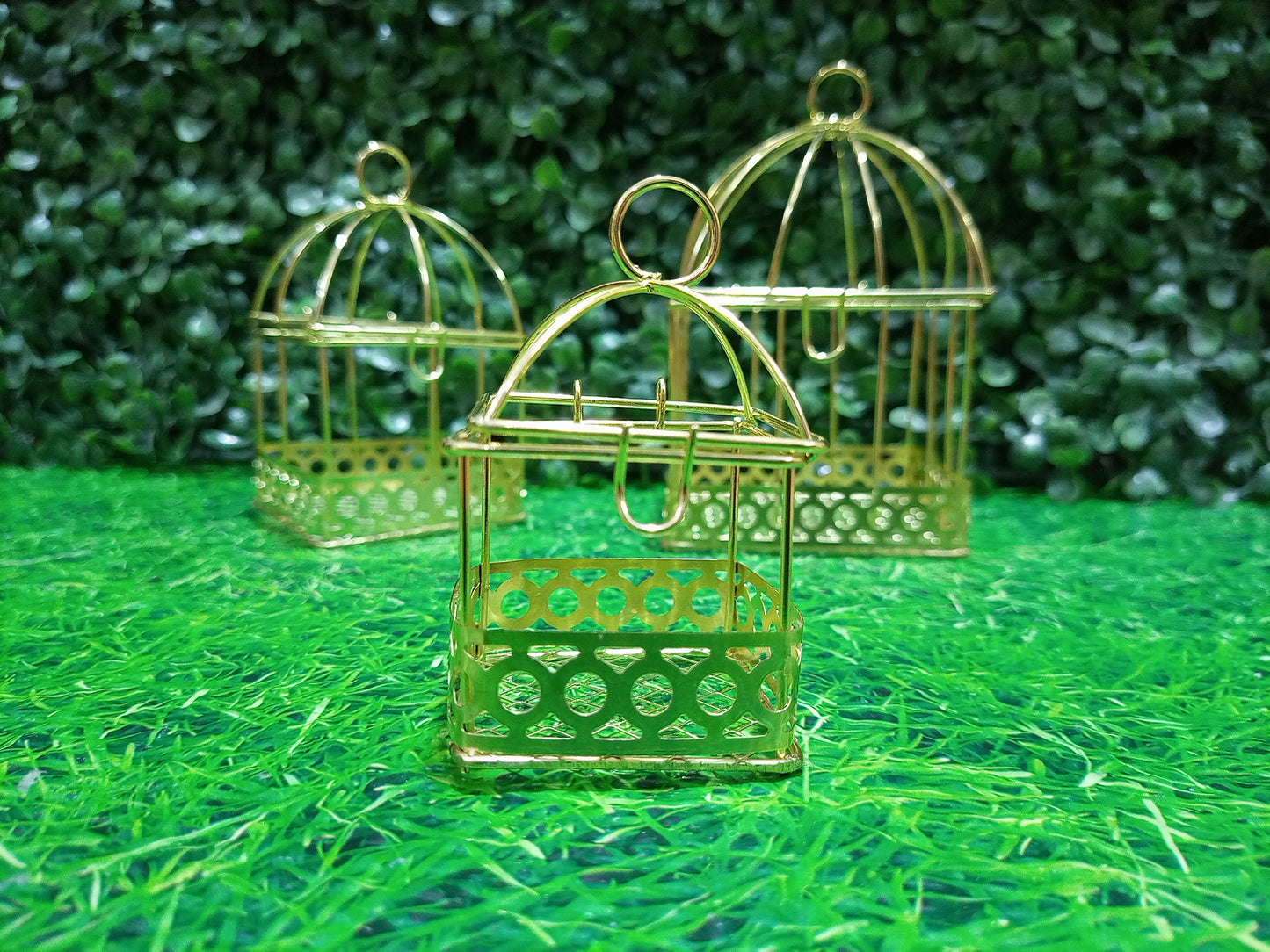 3Pcs Wedding Birdcages Gift Card Holder Decorative Gold Metal Wall Hanging Laterns, Candelabros Hollow Hanging Bird Cage Candle Holder Chandelier Lantern Home Garden Decorations