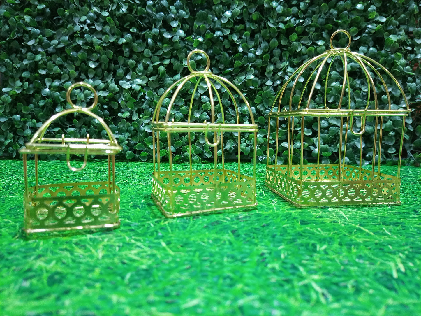 3Pcs Wedding Birdcages Gift Card Holder Decorative Gold Metal Wall Hanging Laterns, Candelabros Hollow Hanging Bird Cage Candle Holder Chandelier Lantern Home Garden Decorations